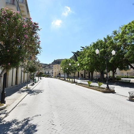 Sicilia Bedda House Bed & Breakfast Scicli Bagian luar foto
