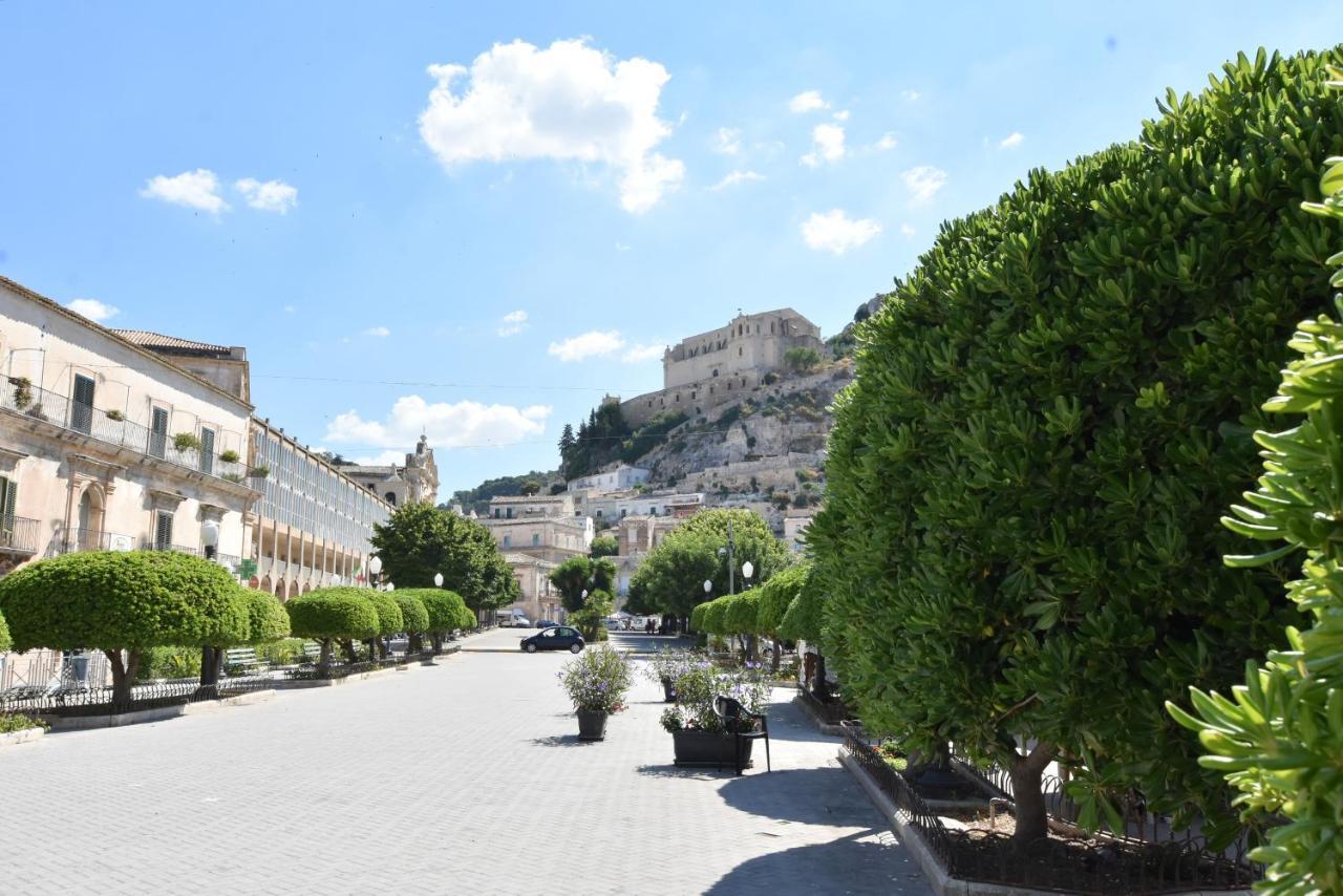 Sicilia Bedda House Bed & Breakfast Scicli Bagian luar foto